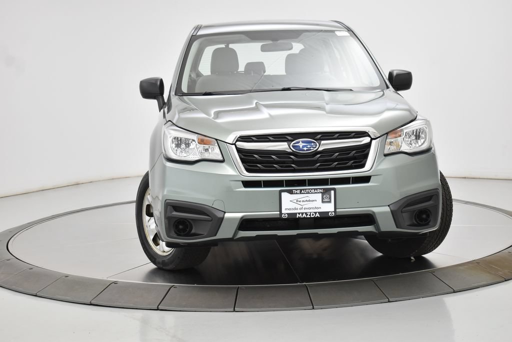 Used 2017 Subaru Forester 2.5i AWD/4WD image 4