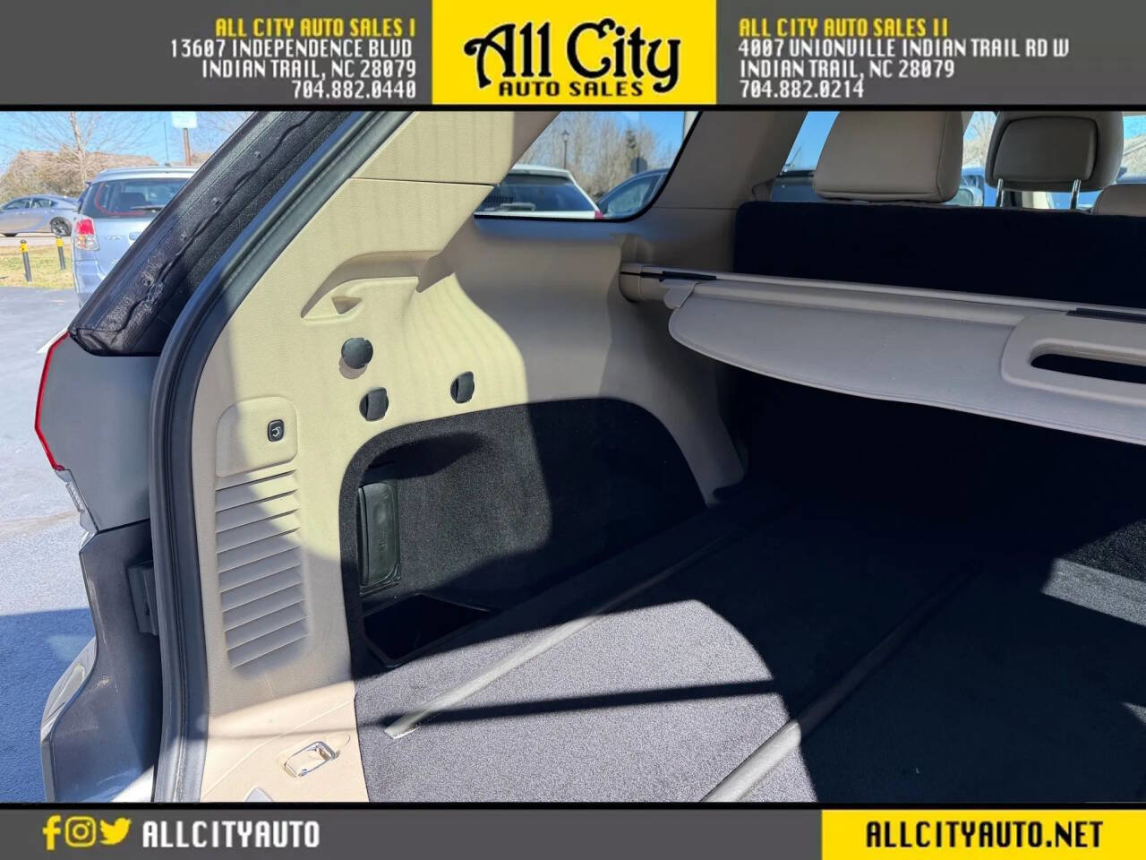 Used 2014 Jeep Grand Cherokee Limited RWD image 28