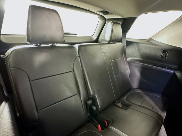 Used 2021 Chevrolet Traverse RS AWD/4WD image 34
