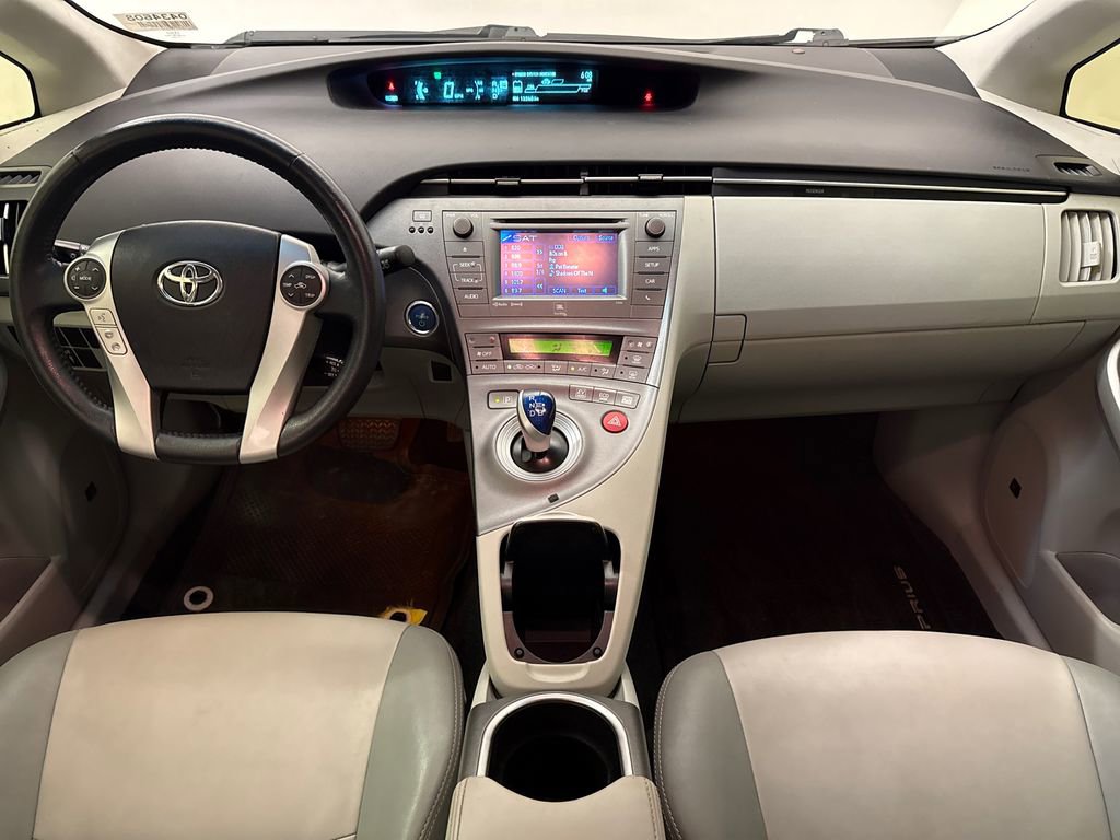 Used 2015 Toyota Prius Four FWD image 12