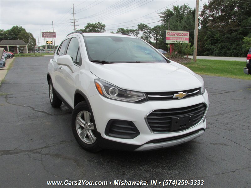 Used 2019 Chevrolet Trax LT w/ LT Convenience Package AWD/4WD image 1