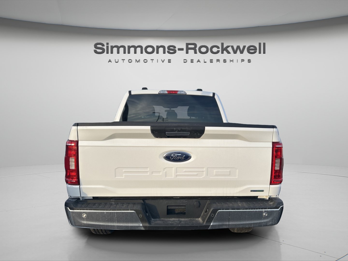 Used 2022 Ford F150 XLT w/ XTR Package AWD/4WD image 3