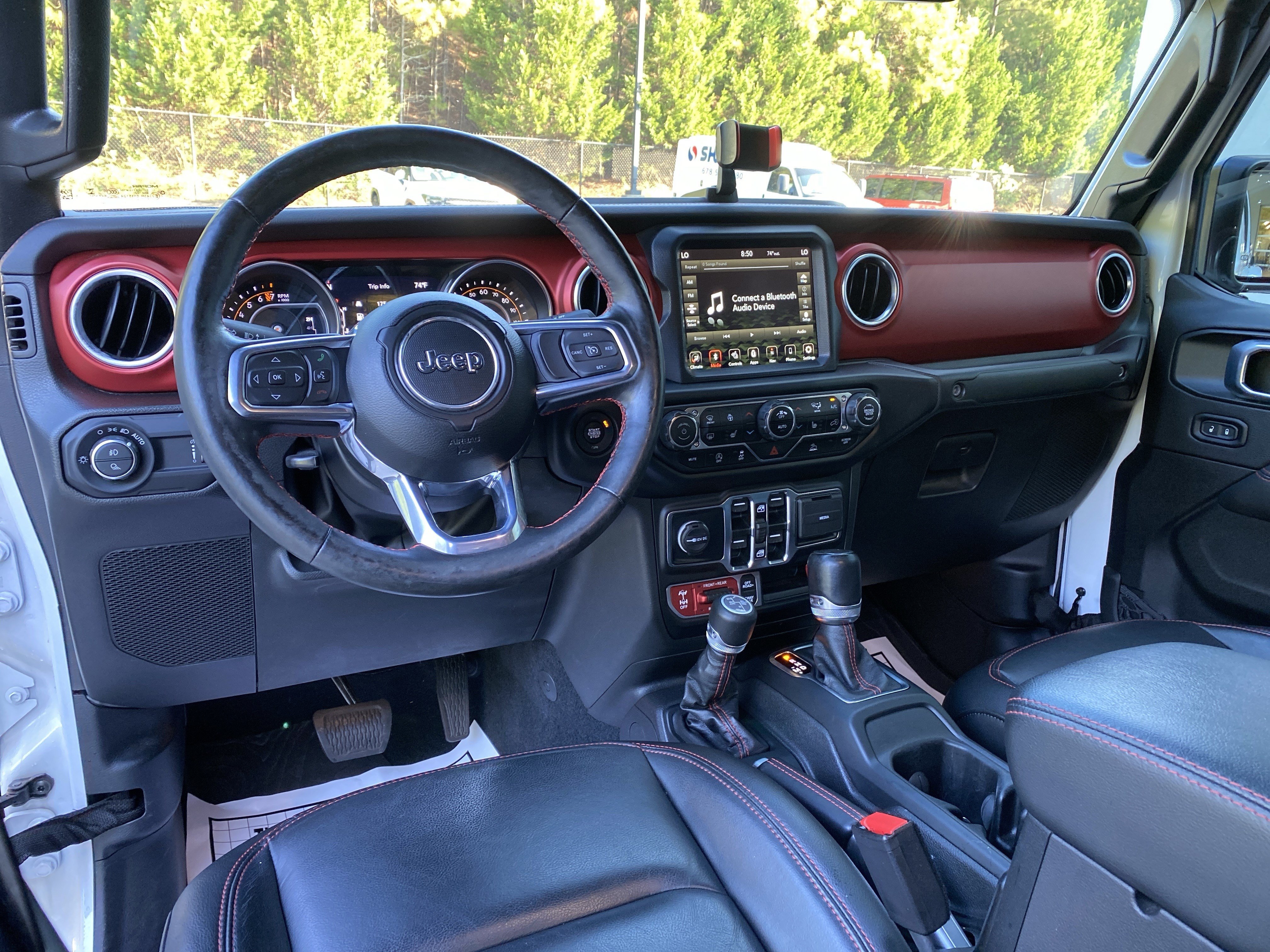Used 2023 Jeep Gladiator Rubicon w/ LED Lighting Group AWD/4WD image 32