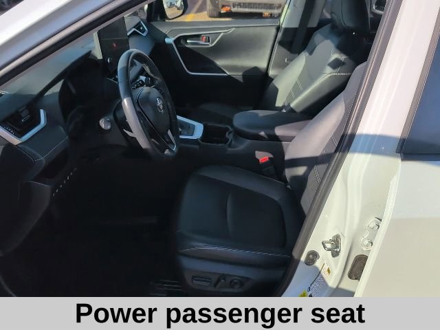 Used 2024 Toyota RAV4 Limited image 12