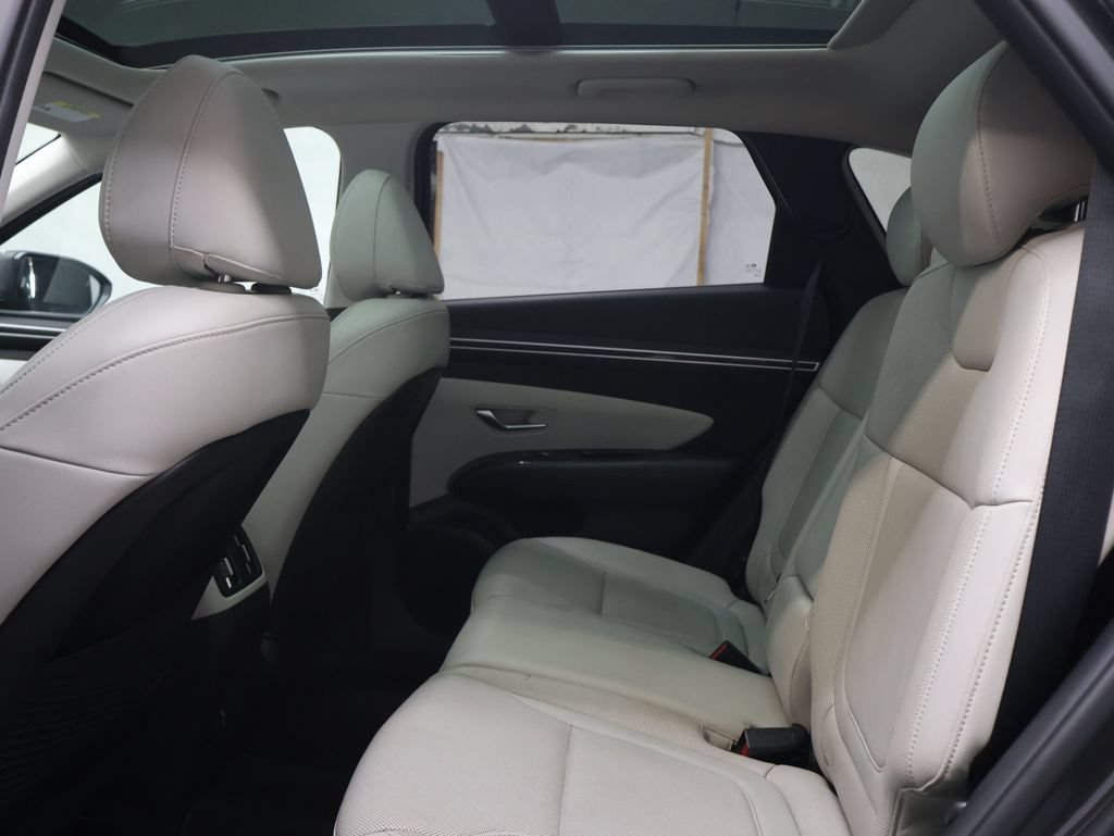 Used 2023 Hyundai Tucson Limited AWD/4WD image 14