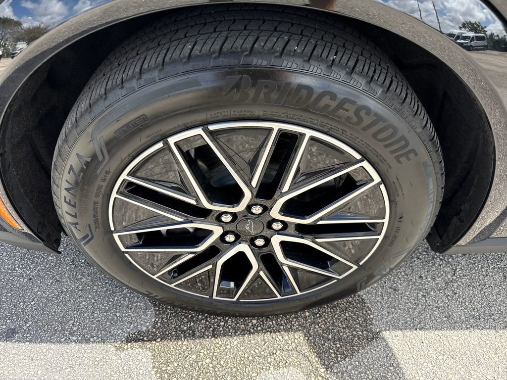 Certified 2025 Ford Mustang Mach-E Premium image 12
