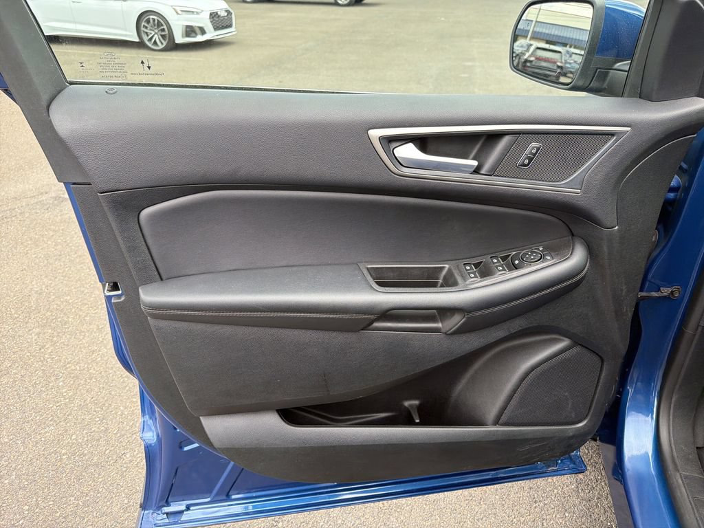 Used 2024 Ford Edge SEL w/ Convenience Package AWD/4WD image 11