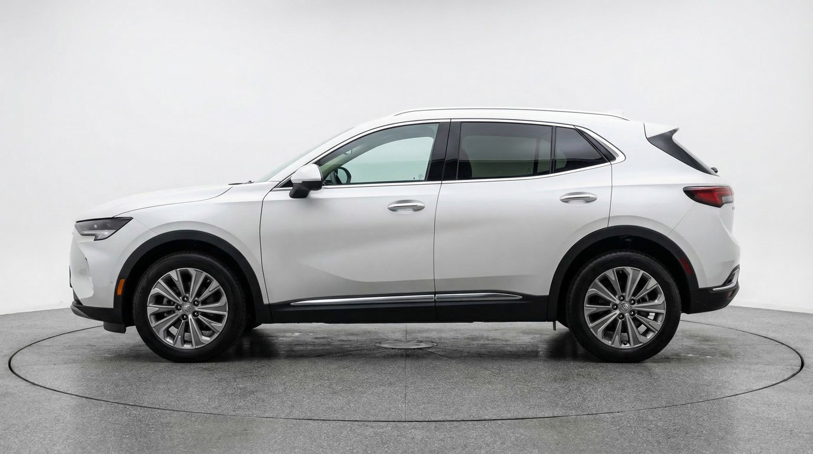 Used 2024 Buick Envision Preferred image 5