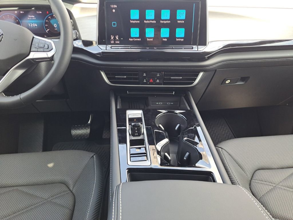 New 2026 Volkswagen Atlas Cross Sport SE image 22