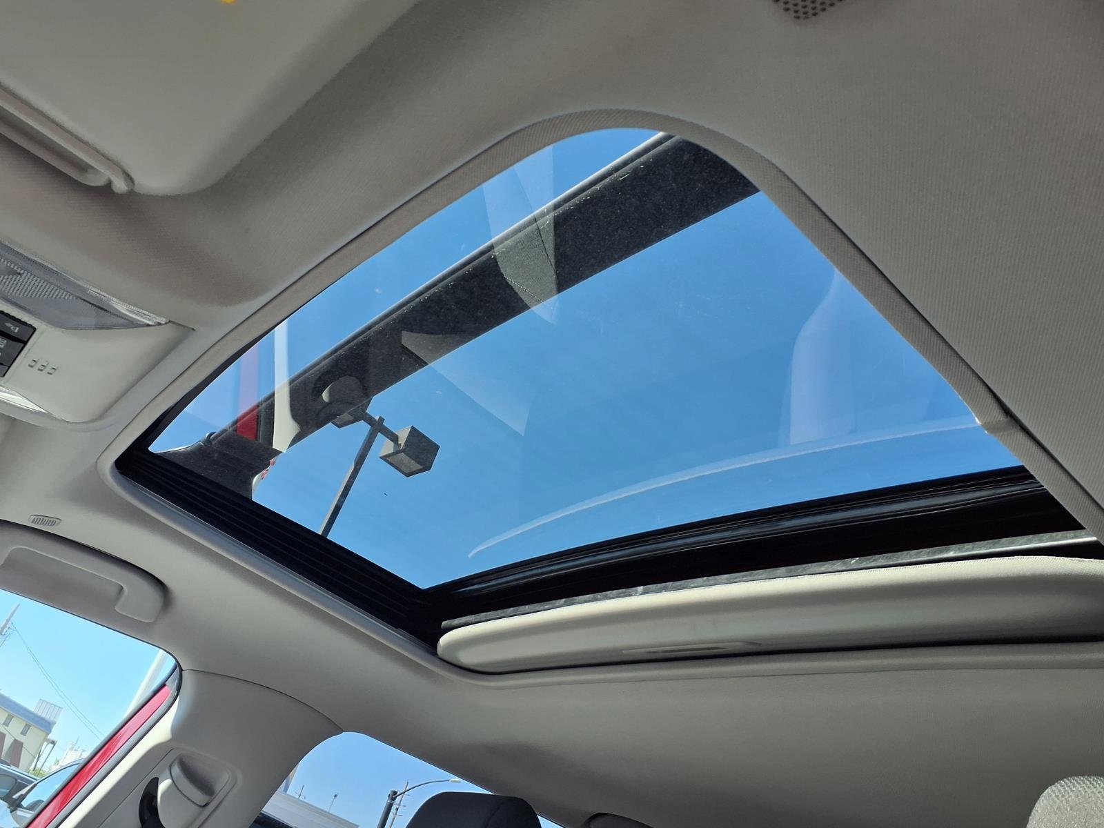 Certified 2025 Toyota RAV4 XLE w/ Convenience Package FWD image 22