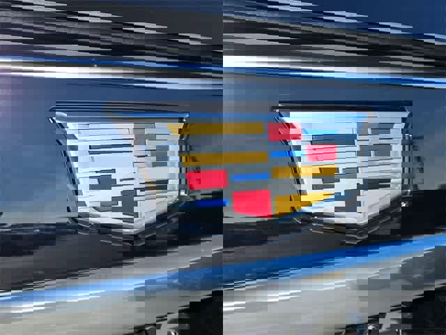 Used 2026 Cadillac Escalade Luxury w/ Touring Package image 11