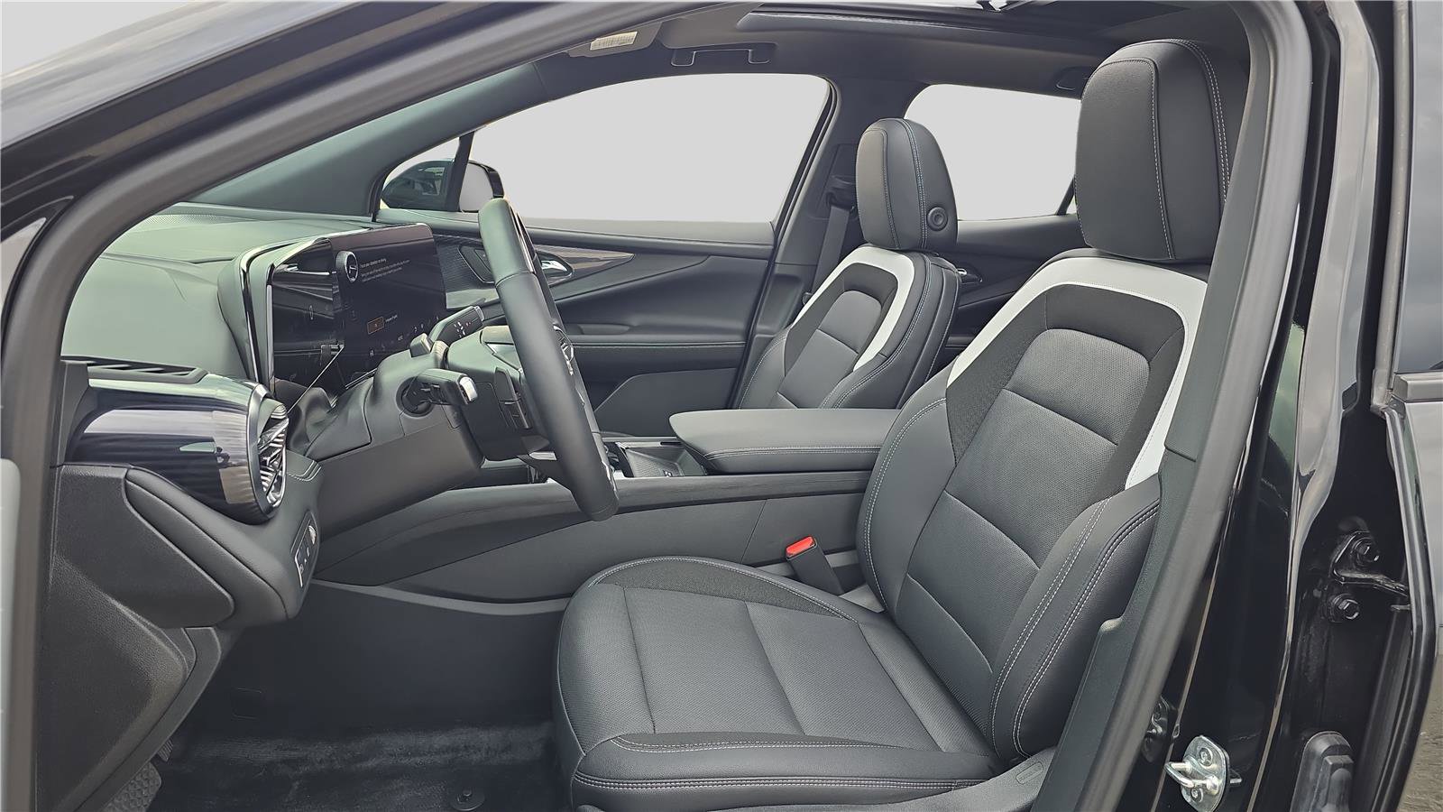 Used 2026 Chevrolet Blazer EV LT w/ Super Cruise Package image 11