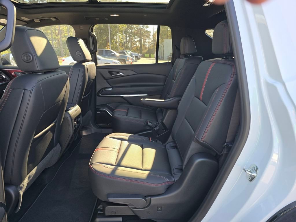 New 2026 Chevrolet Traverse RS image 25