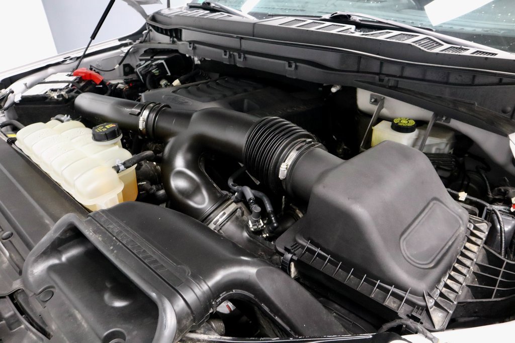 Certified 2022 Ford F150 XLT w/ Equipment Group 302A High image 16