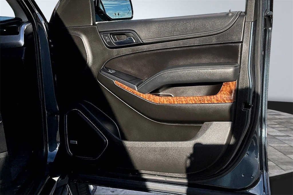 Used 2019 Chevrolet Tahoe Premier w/ Max Trailering Package image 25