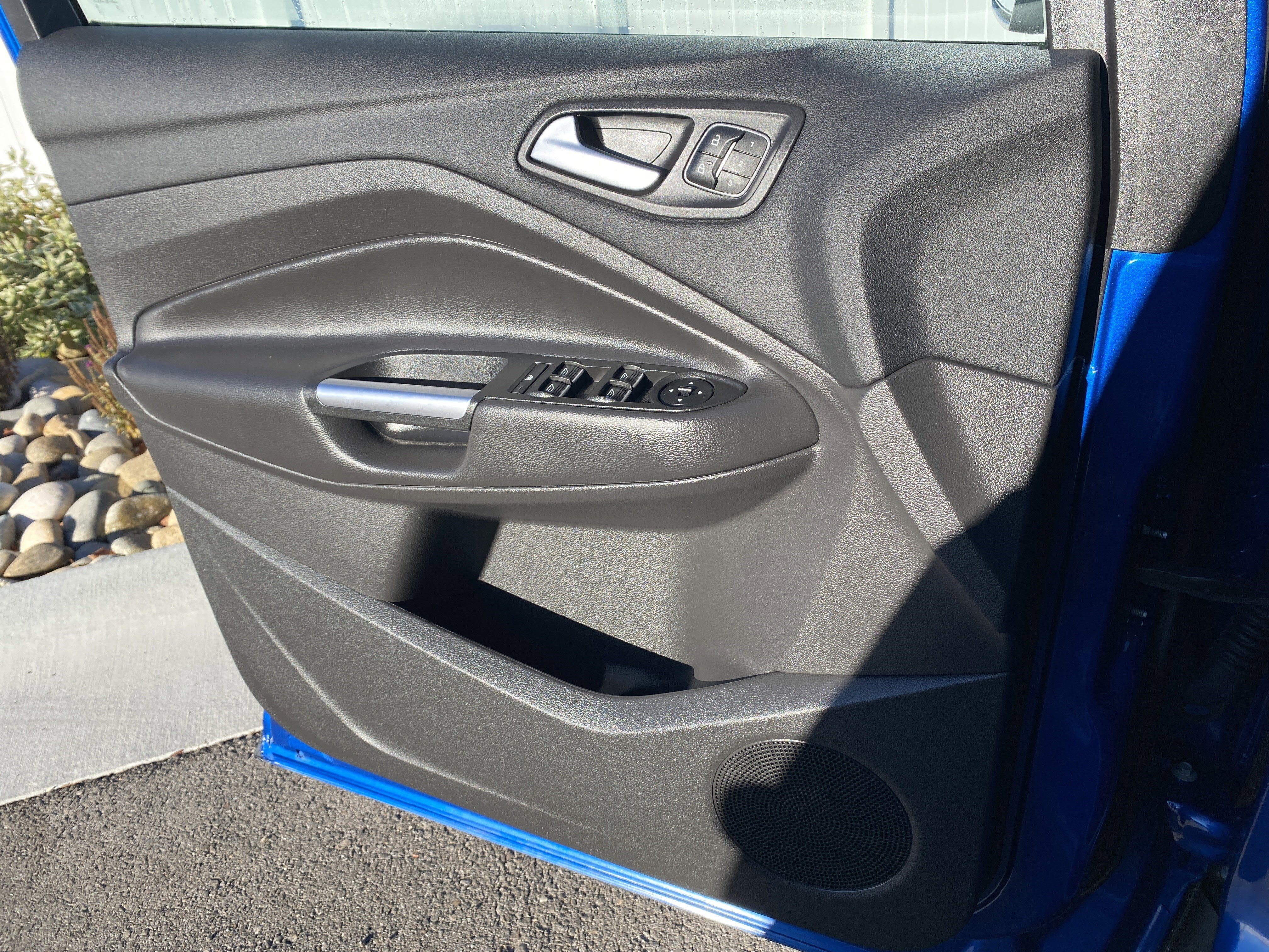 Used 2017 Ford Escape Titanium w/ Equipment Group 301A image 17