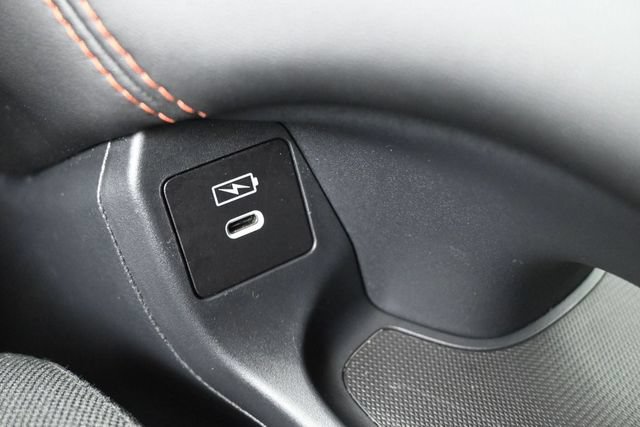 Certified 2025 Honda HR-V Sport image 9