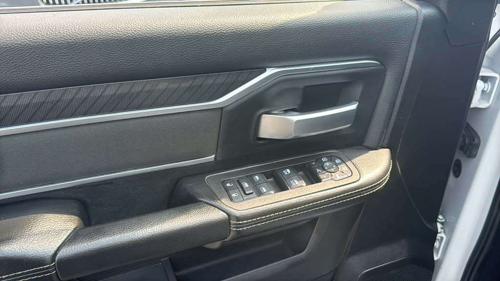 Used 2025 RAM 2500 Big Horn AWD/4WD image 16