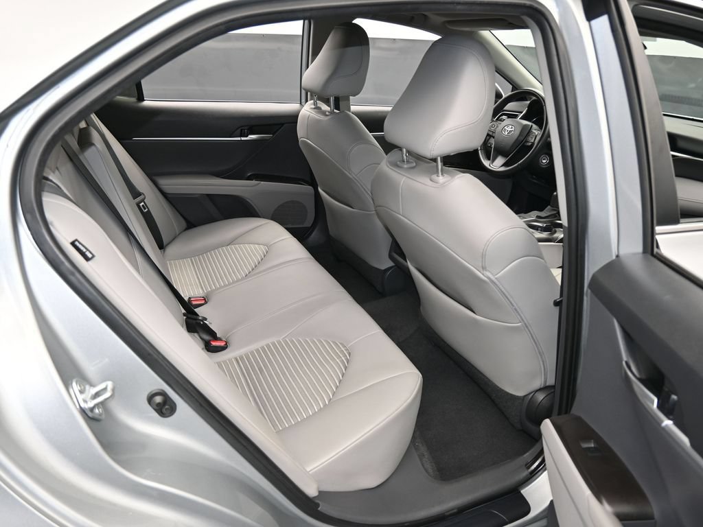 Used 2021 Toyota Camry SE w/ Cold Weather Package AWD/4WD image 37