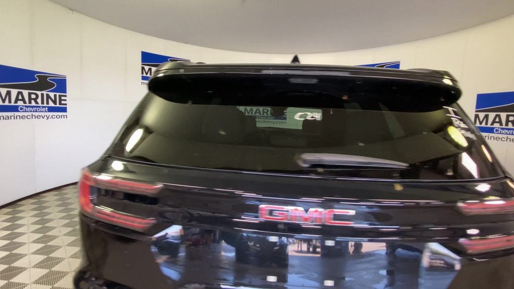 Used 2026 GMC Acadia Elevation w/ Elevation Premium Package FWD image 9