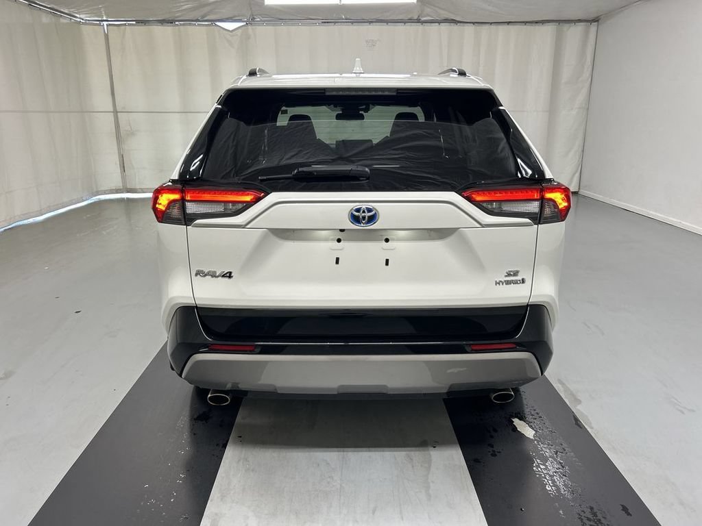 Used 2022 Toyota RAV4 SE w/ Convenience Package AWD/4WD image 21
