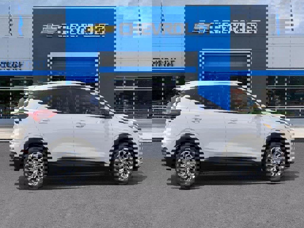 New 2027 Chevrolet Bolt LT w/ Comfort Package image 5