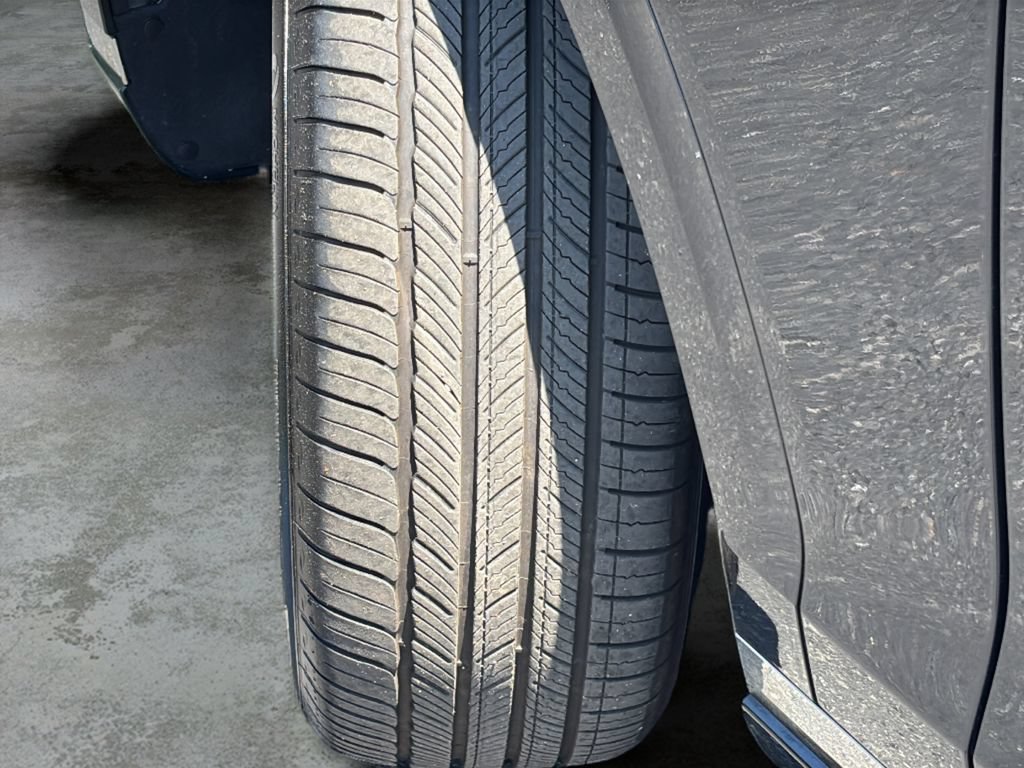 Certified 2026 Genesis GV70 2.5T Advanced AWD/4WD image 45