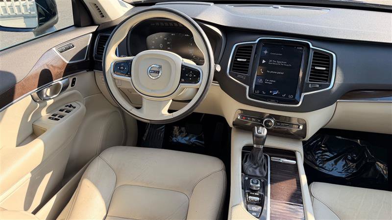Used 2019 Volvo XC90 T6 Momentum w/ Protection Package Premier AWD/4WD image 18