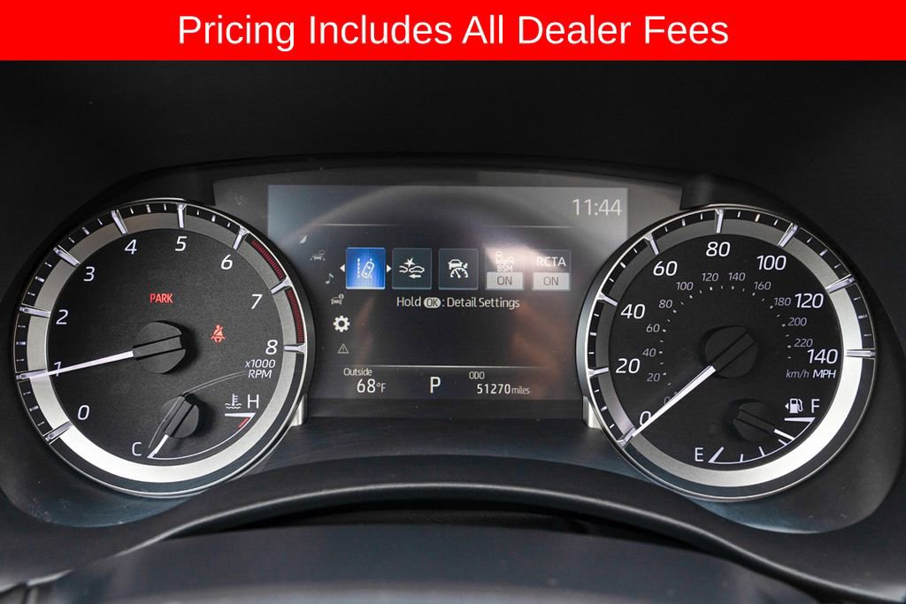 Used 2024 Toyota Highlander XLE AWD/4WD image 21