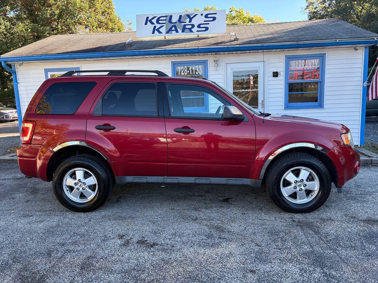 Used 2012 Ford Escape XLT w/ Class II Trailer Tow Pkg AWD/4WD image 2