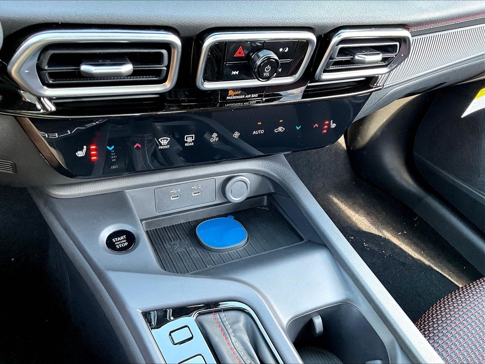 New 2027 Nissan Sentra SR w/ SR All Weather Package FWD image 24