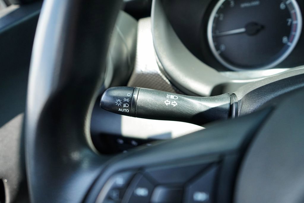 Used 2020 Nissan Kicks S FWD image 32