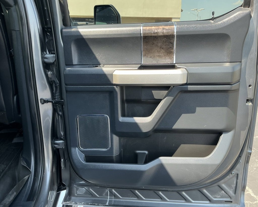 Used 2022 Ford F250 Lariat w/ Lariat Value Package image 38