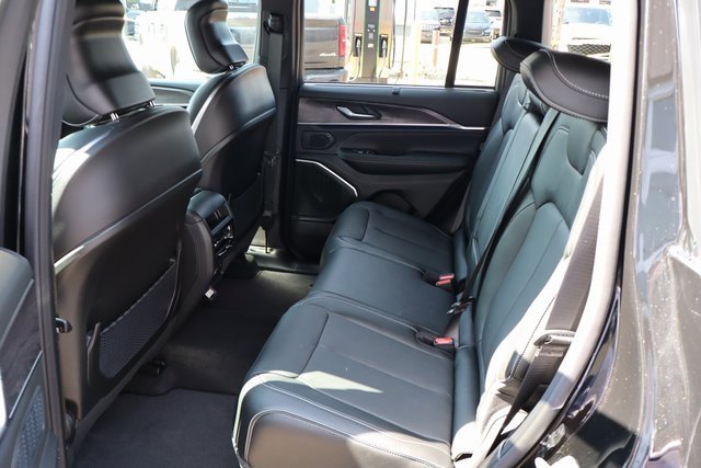 New 2025 Jeep Grand Cherokee Overland w/ Adv Protech Group III image 42