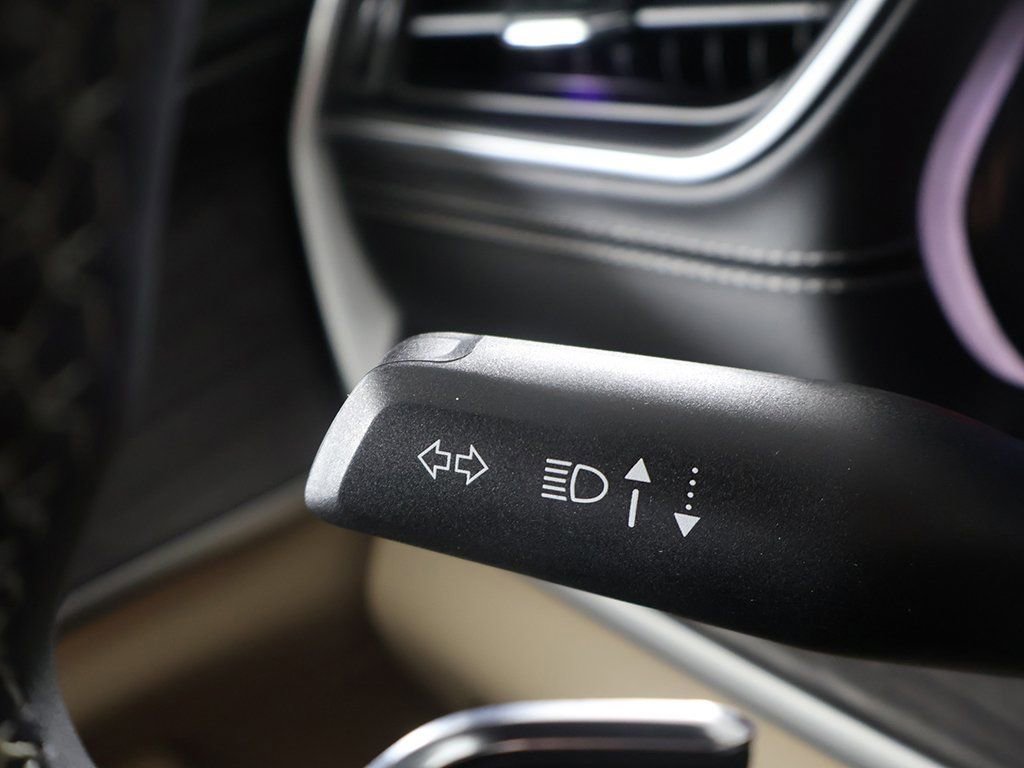 Used 2024 Jeep Grand Cherokee Limited AWD/4WD image 39