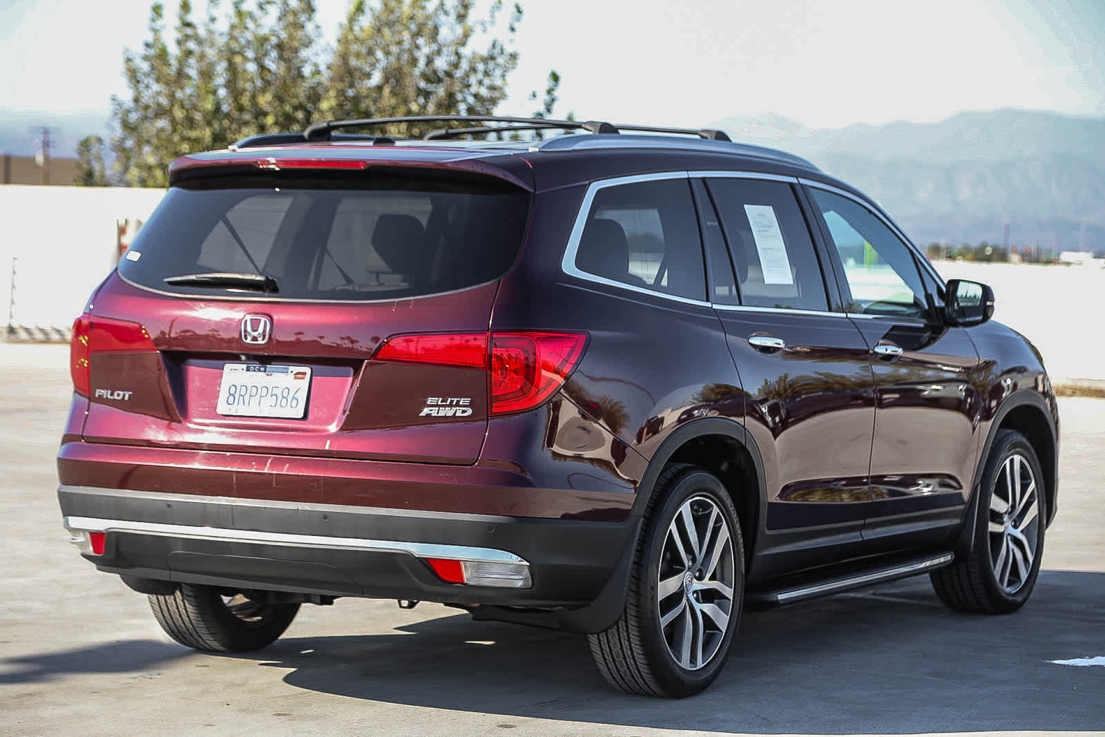 Used 2016 Honda Pilot Elite image 5