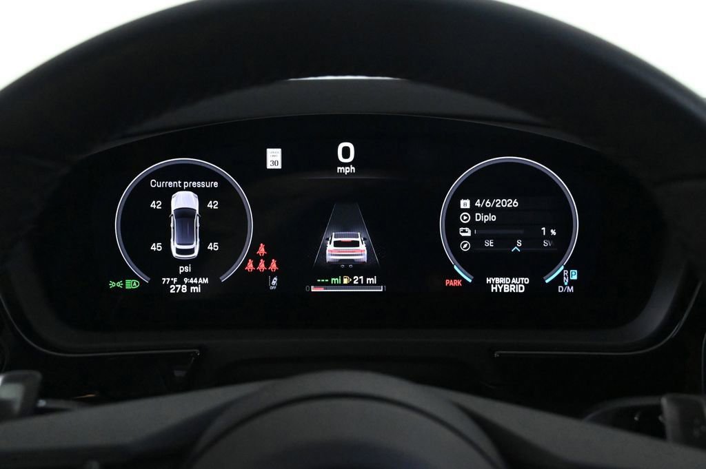 Certified 2026 Porsche Cayenne Turbo image 13