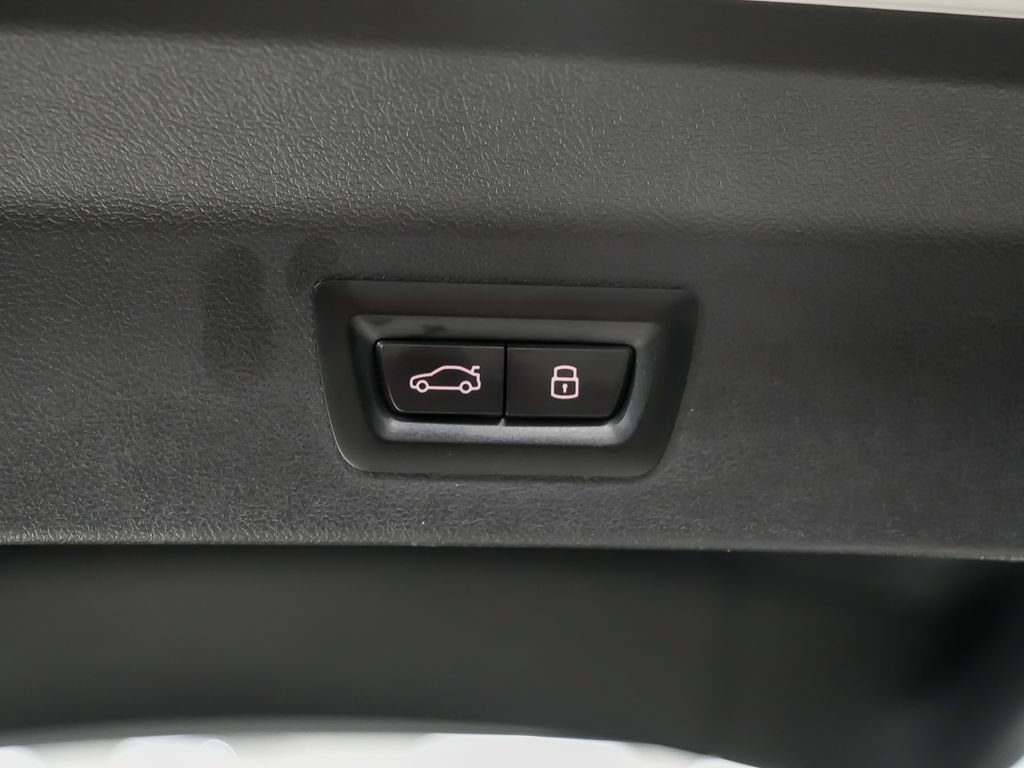 Used 2024 BMW X3 M40i w/ Shadowloine Package AWD/4WD image 14