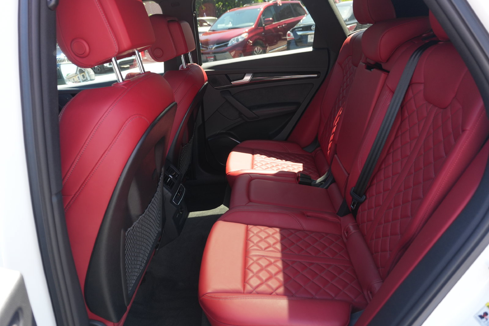 Used 2022 Audi SQ5 Premium Plus w/ Premium Plus Package AWD/4WD image 25