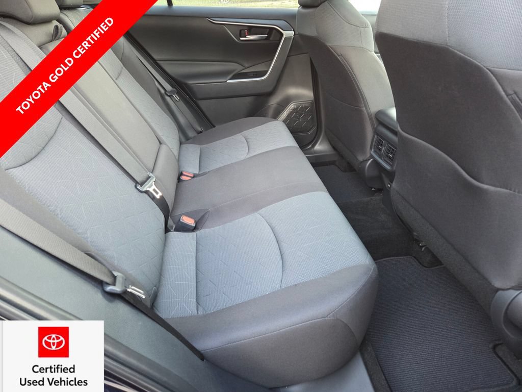 Certified 2025 Toyota RAV4 XLE w/ Convenience Package FWD image 17