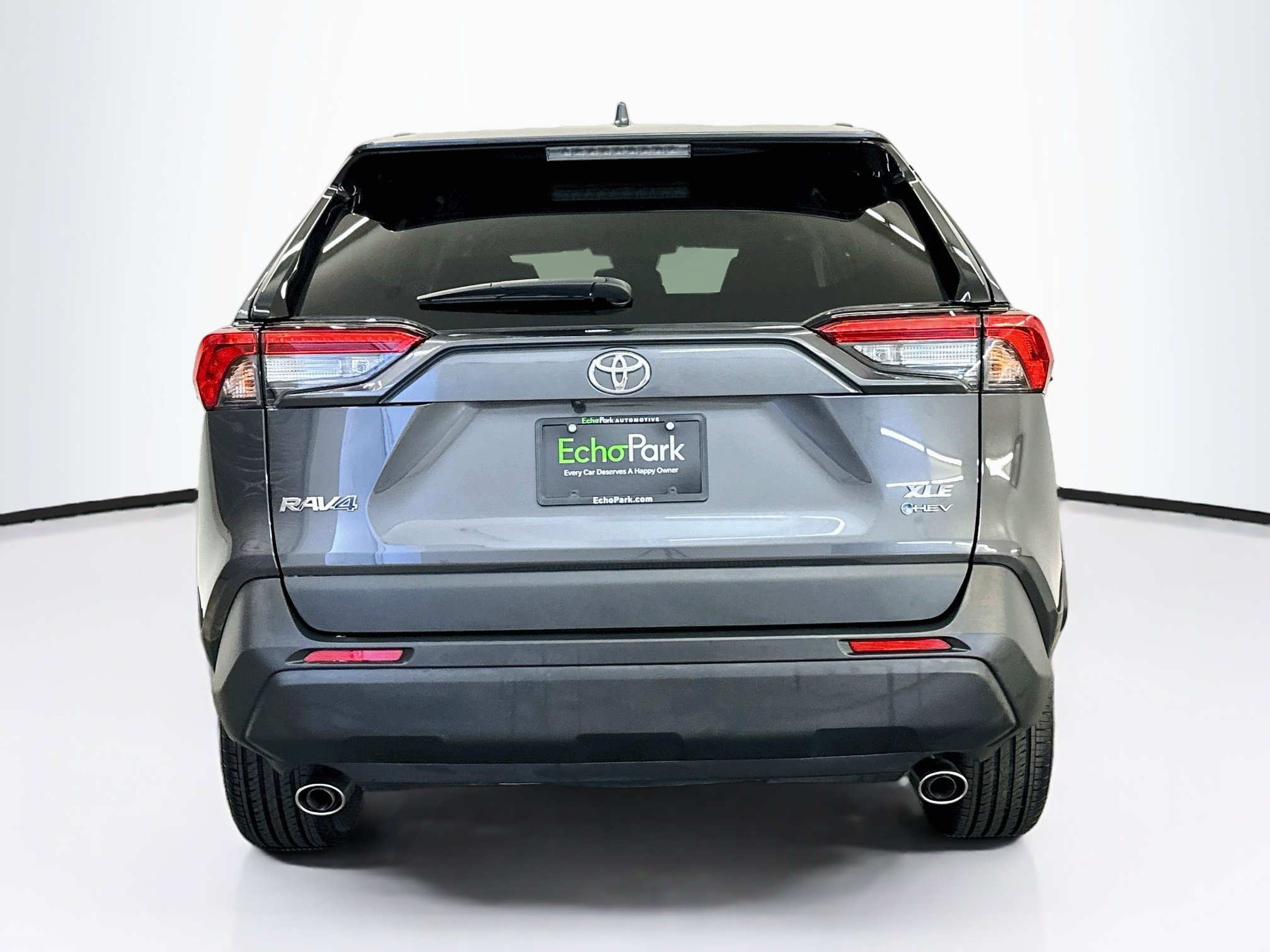 Used 2025 Toyota RAV4 XLE AWD/4WD image 7