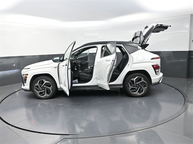 Used 2024 Hyundai Kona N Line image 42