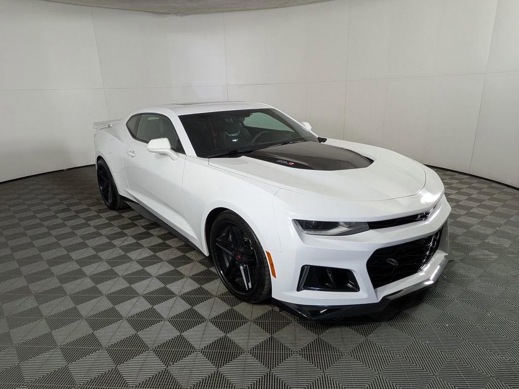 Used 2020 Chevrolet Camaro ZL1 image 5
