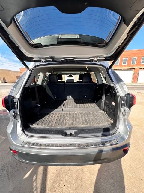 Used 2017 Toyota Highlander XLE image 10