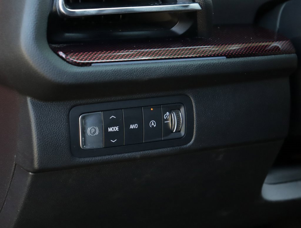 Used 2024 Chevrolet Traverse Z71 image 10