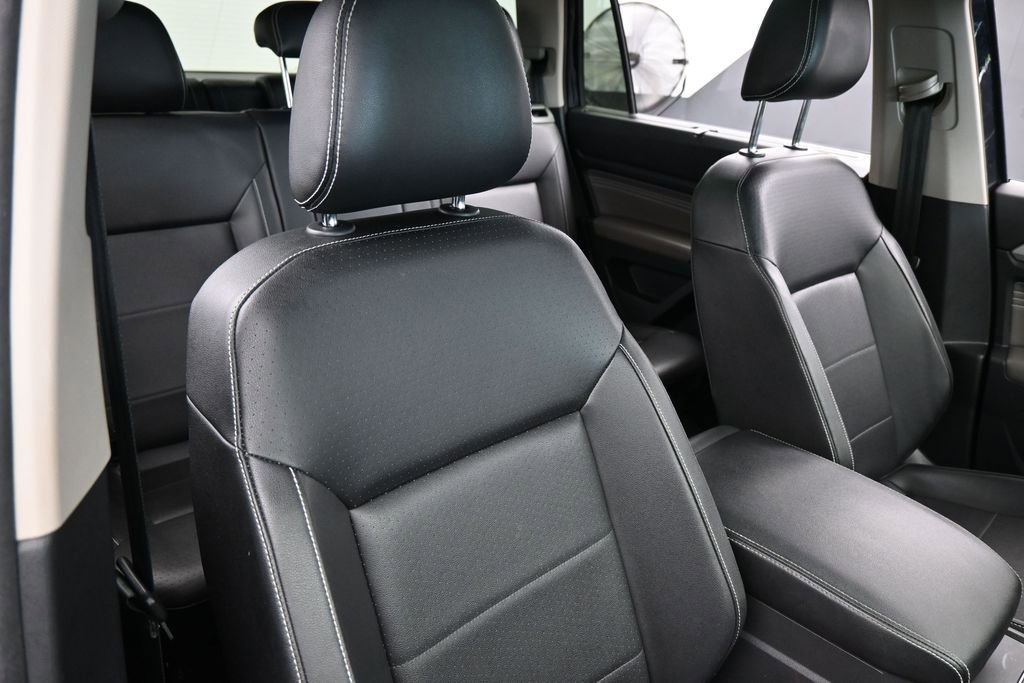 Used 2021 Volkswagen Atlas SE w/ Panoramic Sunroof Package FWD image 44