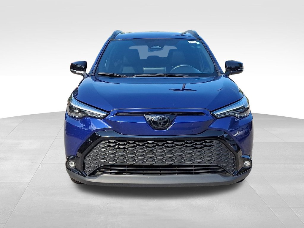 Used 2025 Toyota Corolla Cross AWD Hybrid w/ Convenience Package image 2