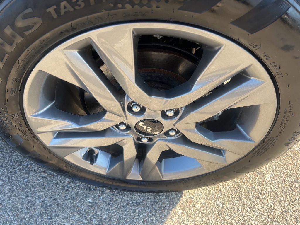 Certified 2023 Kia Seltos S w/ Navigation Package image 45