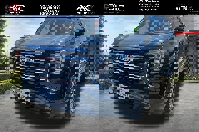 Used 2025 GMC Terrain Elevation image 1