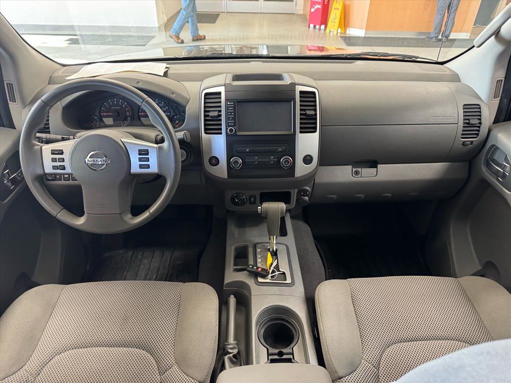 Used 2019 Nissan Frontier SV image 14